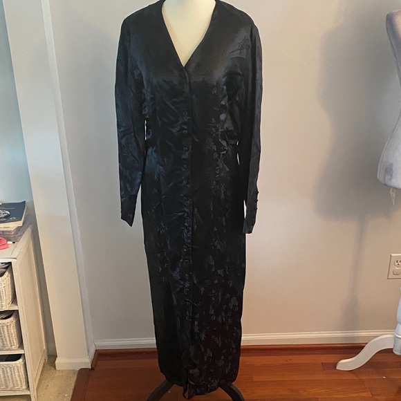 Monsoon Dresses & Skirts - Monsoon brand size 14 black button up Japanese inspired dress